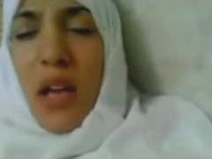 Jururawat jilbab yang indah di hospital